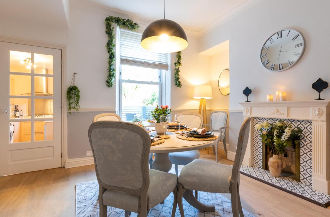 Beautiful 3 Bedroom Townhouse Harrogate Exterior foto