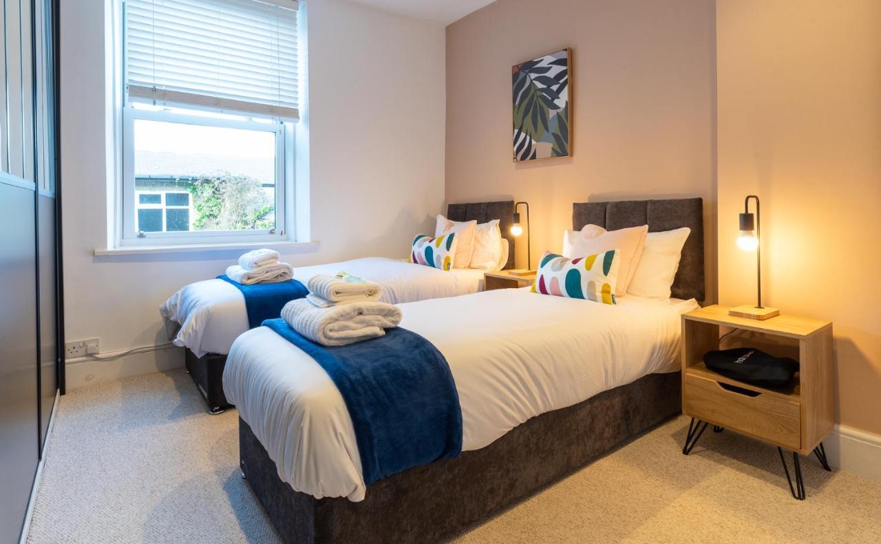 Beautiful 3 Bedroom Townhouse Harrogate Exterior foto